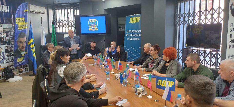 ����� ���������� ������������ V ����������� ������������ ������������� ��������� ����