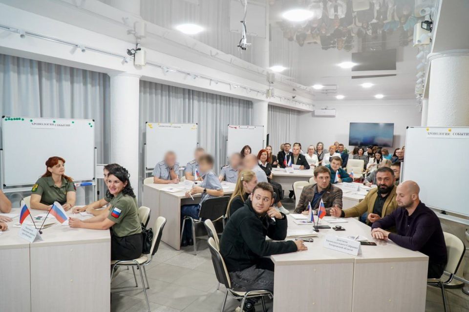 В Мелитополе состоялась интеллектуальная игра «Эрудиты Референдума», приуроченная к третьей годовщине исторического события