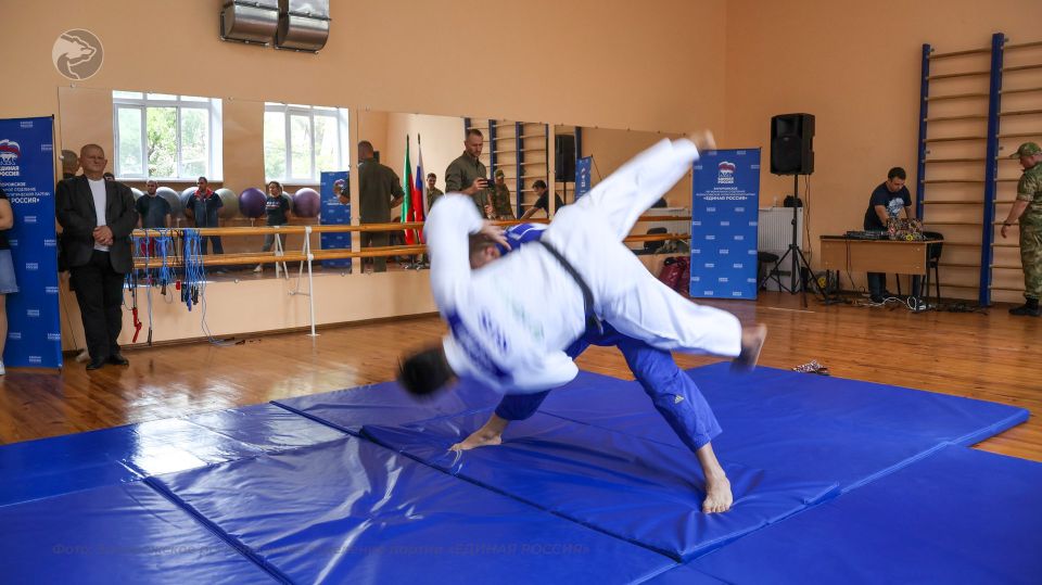 � ����������� ������� ������ ���������� ���������-������������ �����, �������������� �������� �������� ������� � ����������� ��� ��������� ������������ �������