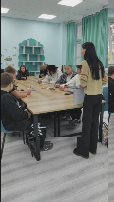 В Терпеньевском Доме культуры провели патриотическую квиз-игру "Едины навсегда"!