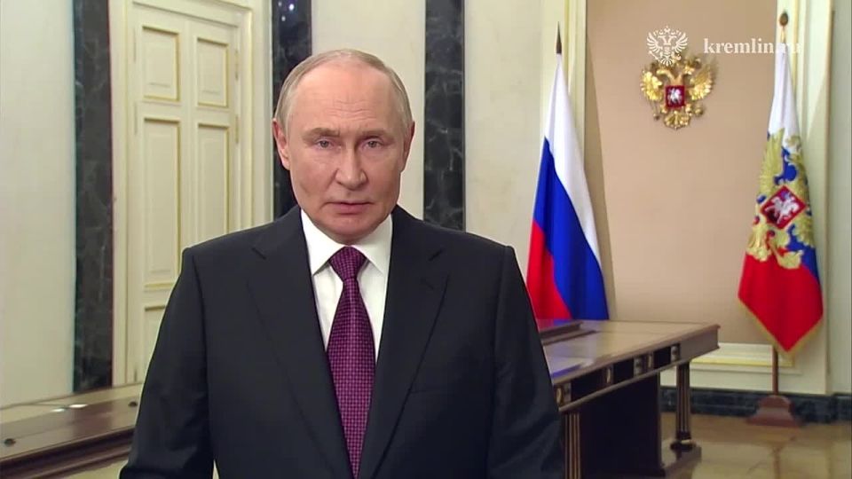 Три года назад миллионы наших соотечественников в Донбассе и на землях Новороссии сделали исторический выбор — вернуться в родную гавань, в Россию