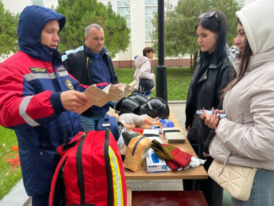 День воссоединения Донецкой и Луганской Народных Республик, Запорожской и Херсонской областей с Российской Федерацией в Мелитополе отметился праздничным мероприятием, организованным Министерством молодежной политики...