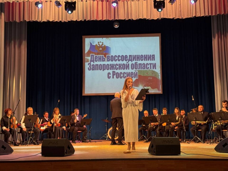 Ангелина Ярчук: Вчера в Мелитополе прошёл концерт, посвящённый годовщине воссоединения Донбасса и Новороссии с Российской Федерацией