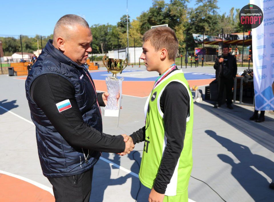 ���������� ������: � ����������� ������� ������ ����� �� ������������� ���� ��������� �������� ��������� ���������� 3�3