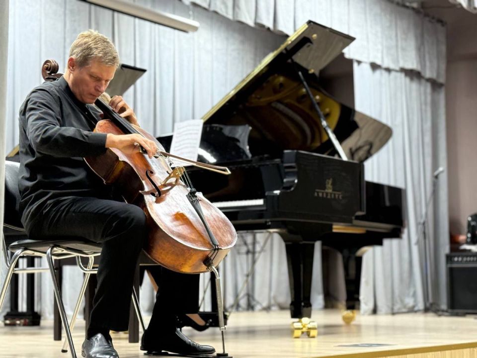 ������ ��� ����: ������� �������-���������������� ������ ��������� ������ � ����������