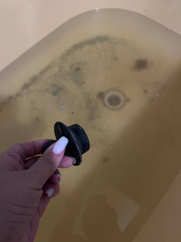 Аварийной службой МБУ «Жилсервис» проведены работы по очистке канализации в п. Фруктовое