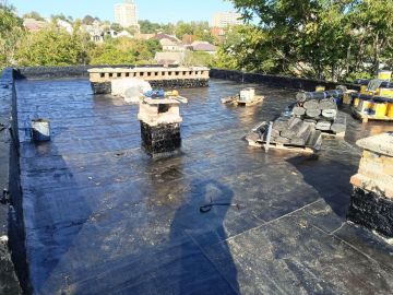 Работы по капитальному ремонту Центра внешкольного образования продолжаются