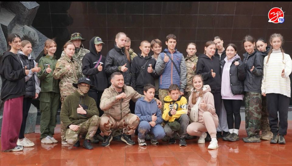 Школьники Мелитополя прошли маршрутом партизан Великой Отечественной войны Школьники Мелитополя прошли маршрутом партизан Великой Отечественной войны