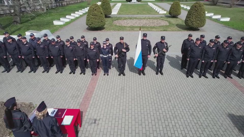 Главное управление МВД России по Запорожской области приглашает на службу в органы внутренних дел граждан Российской Федерации в возрасте от 18 до 55 лет!