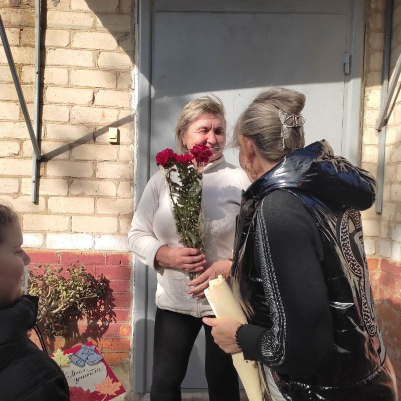 С благодарностью и теплом: визит к учителям-пенсионерам