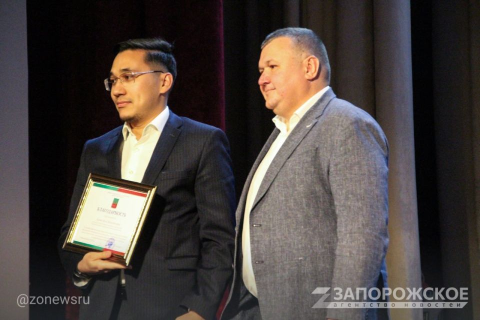 � ��� � ��������� � �����������, ������������ ��� ���������� ��������� ��������� � ���������������� ��������������, ������� ������ �� ������ �������� ����������������� � ����������