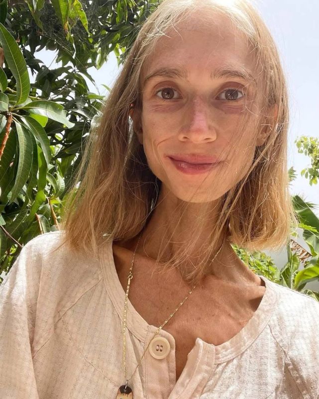 Смертельная диета. Каролина Кржизак, 27-летняя туристка из Польши, умерла на Бали от страшного истощения — её вес был ниже 23 кг. В погоне за «чистым образом жизни» и сыроедением она отказалась от любой готовой пищи и ела...