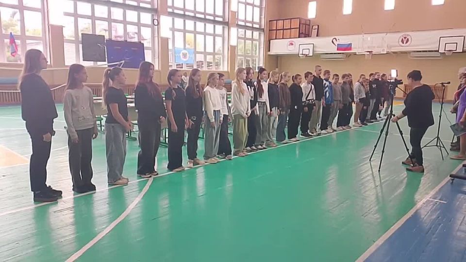 Запорожская область, город Бердянск, спортивная площадка ГБУДОЗО "Спортивная школа им. Назарова Е.И." выражает благодарность Олимпийскому комитету, Министерству спорта за организацию и проведение просветительской акции...