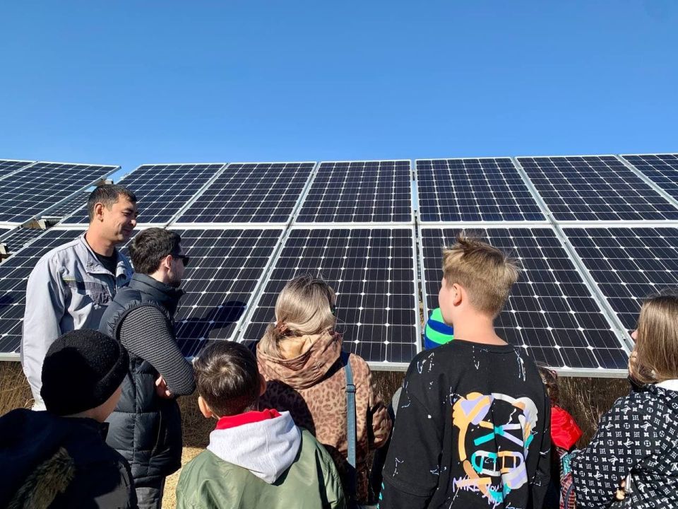 В Запорожской области студенты на практике изучают солнечную энергетику