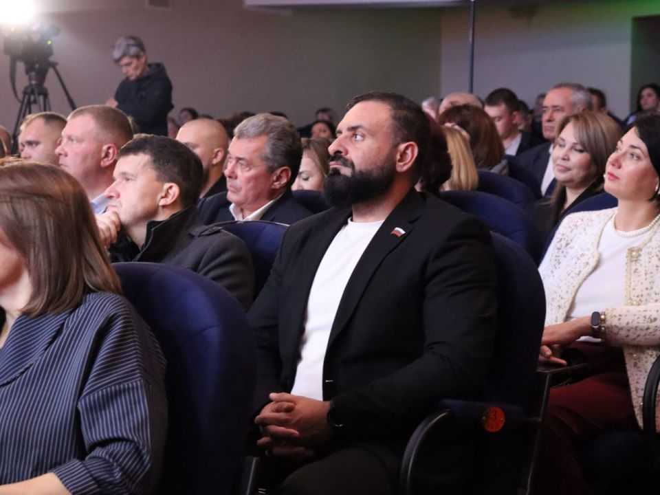 � ���������� ������ ������������� ����� ��������� ������� ������, ����������� ������ ������ � ������������ ����� ���������