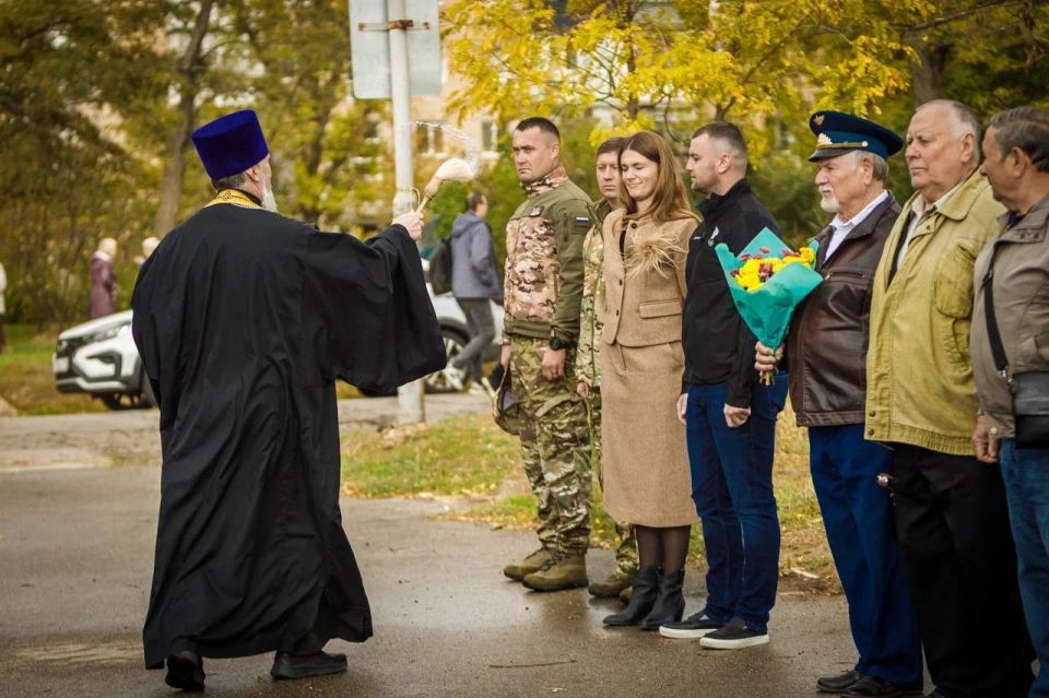 ������� ��������: 175-� ���� ������-������������ ������� ������� ������� 70 ��� �� ��� �����������