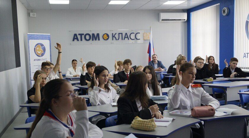 Энергетики провели урок безопасности для школьников Мелитополя