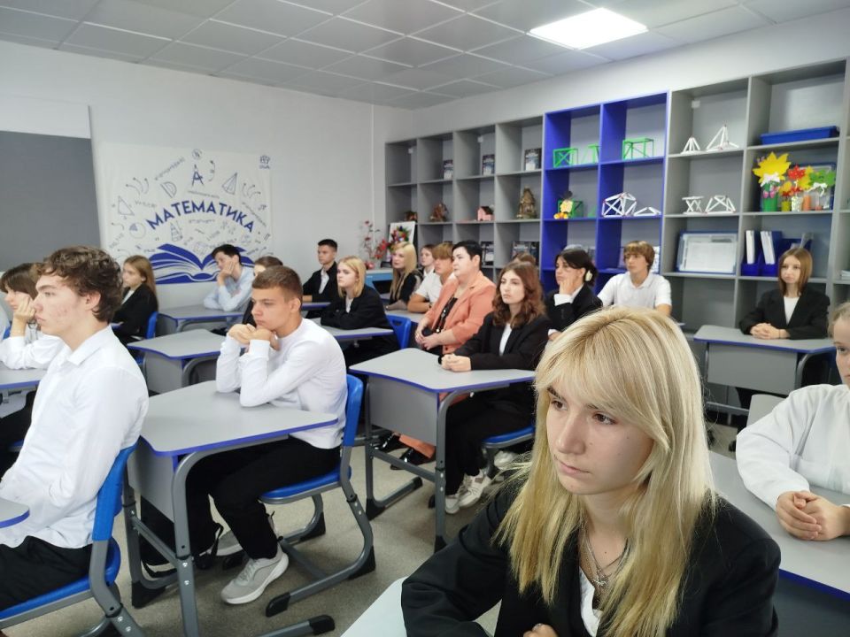 ������������ ���������� ����������� ������� ������� ������������������ ���� � ������� ����� � 4 �. ����������