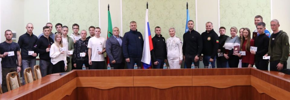      () 13  2025         -  