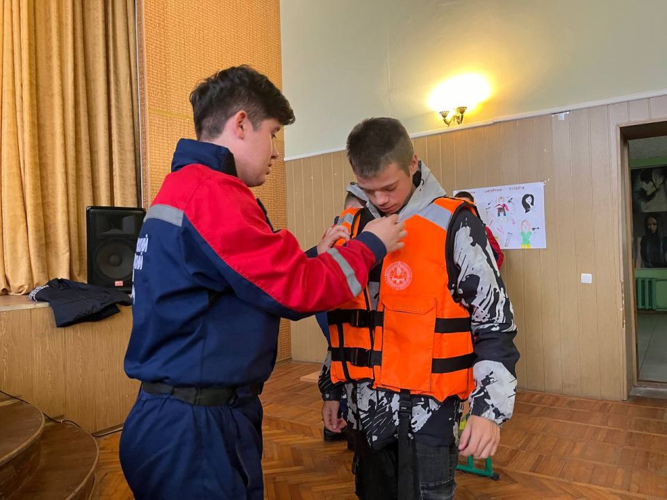 � ����������� ������� ������������ �������� ����� ������-�������, �������������� ������������� ������������ �� ���� ��������� � ��������� �� ������������� � ������