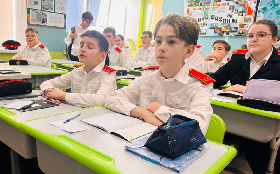 ������������������ ����������� ����������� ��� �������� ������� ������� ��� �15 �. ����������