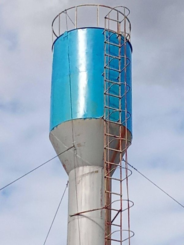 В селе Обильное шефы из Севастополя отремонтировали резервуар чистой воды