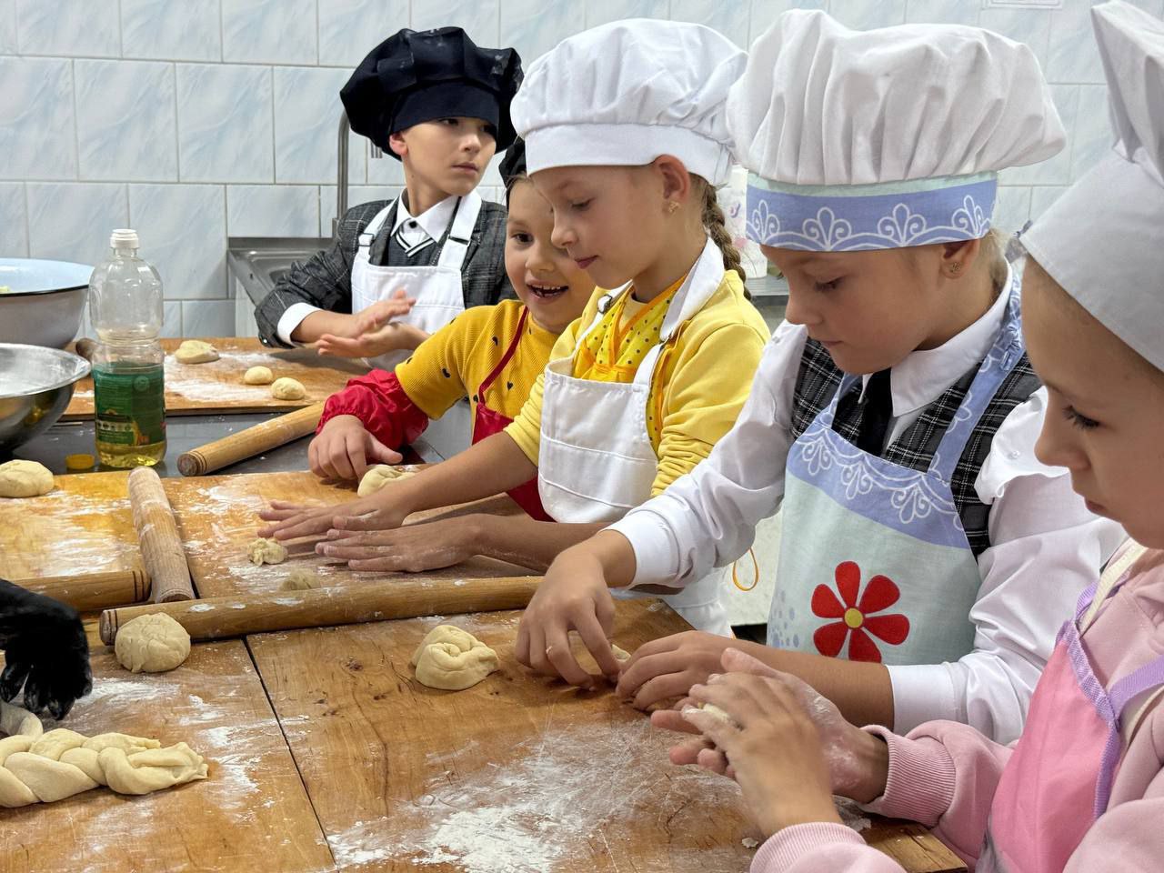 .   Кулинарный праздник ко Дню города: Вкус, мастерство и объятия! Управление культуры, спорта и молодёжной политики совместно с ГБПОУ «Мелитопольский индустриальный колледж» (МИК) с радостью сообщает о проведении яркого и...  .   Кулинарный праздник ко Дню города: Вкус, мастерство и объятия! Управление культуры, спорта и молодёжной политики совместно с ГБПОУ «Мелитопольский индустриальный колледж» (МИК) с радостью сообщает о проведении яркого и...