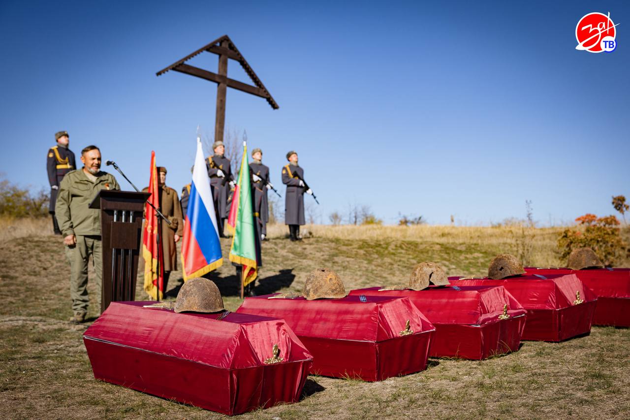 Торжественное захоронение 5-ти бойцов Красной армии провели в преддверии Дня освобождения Мелитополя от немецко-фашистских захватчиков Торжественное захоронение 5-ти бойцов Красной армии провели в преддверии Дня освобождения Мелитополя от немецко-фашистских захватчиков