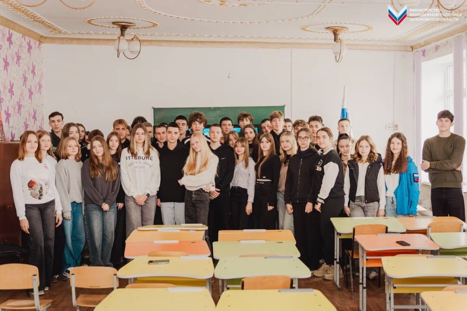 «Волонтёры Победы» провели памятный урок ко Дню освобождения города Мелитополь