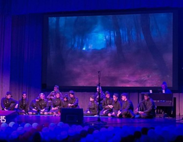 В преддверии Дня освобождения нашего любимого города Мелитополя от немецко-фашистских захватчиков, во Дворце культуры железнодорожников состоялся яркий и трогательный музыкальный спектакль «Знамя Победы», в котором приняли...