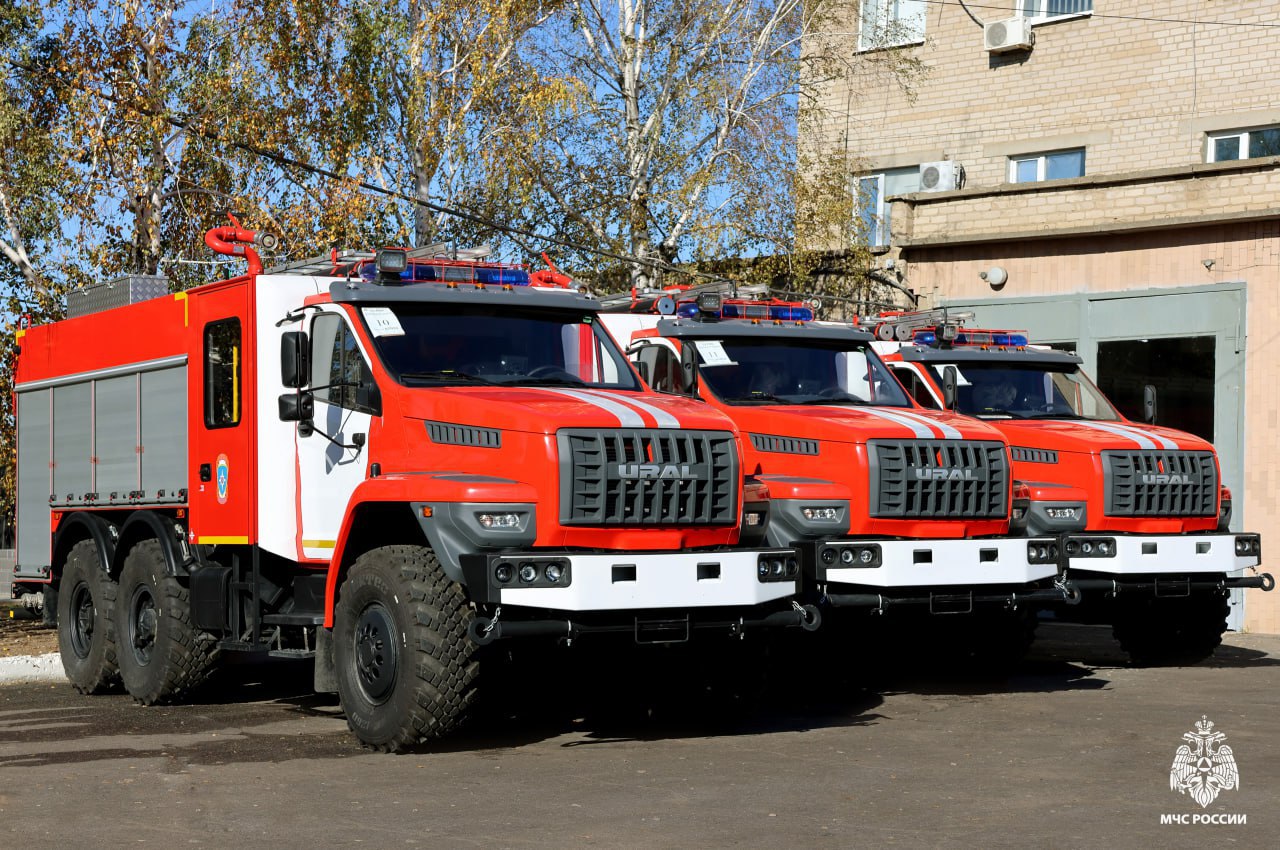 В МЧС России по Запорожской области поступило более 20 единиц пожарной и специализированной техники