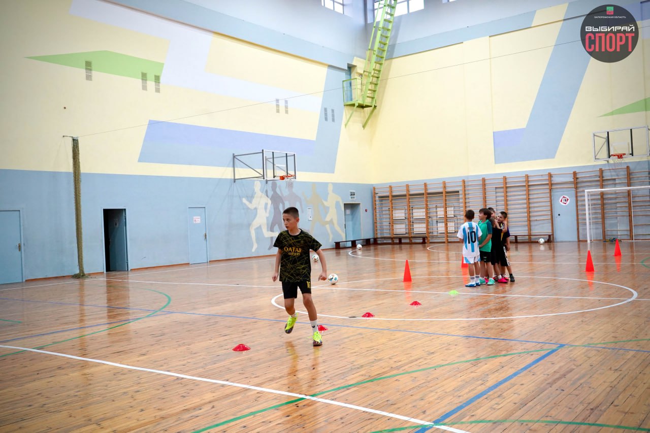 Инклюзивный футбол в Мелитополе: дети с особыми потребностями делают первые шаги на поле! Инклюзивный футбол в Мелитополе: дети с особыми потребностями делают первые шаги на поле!
