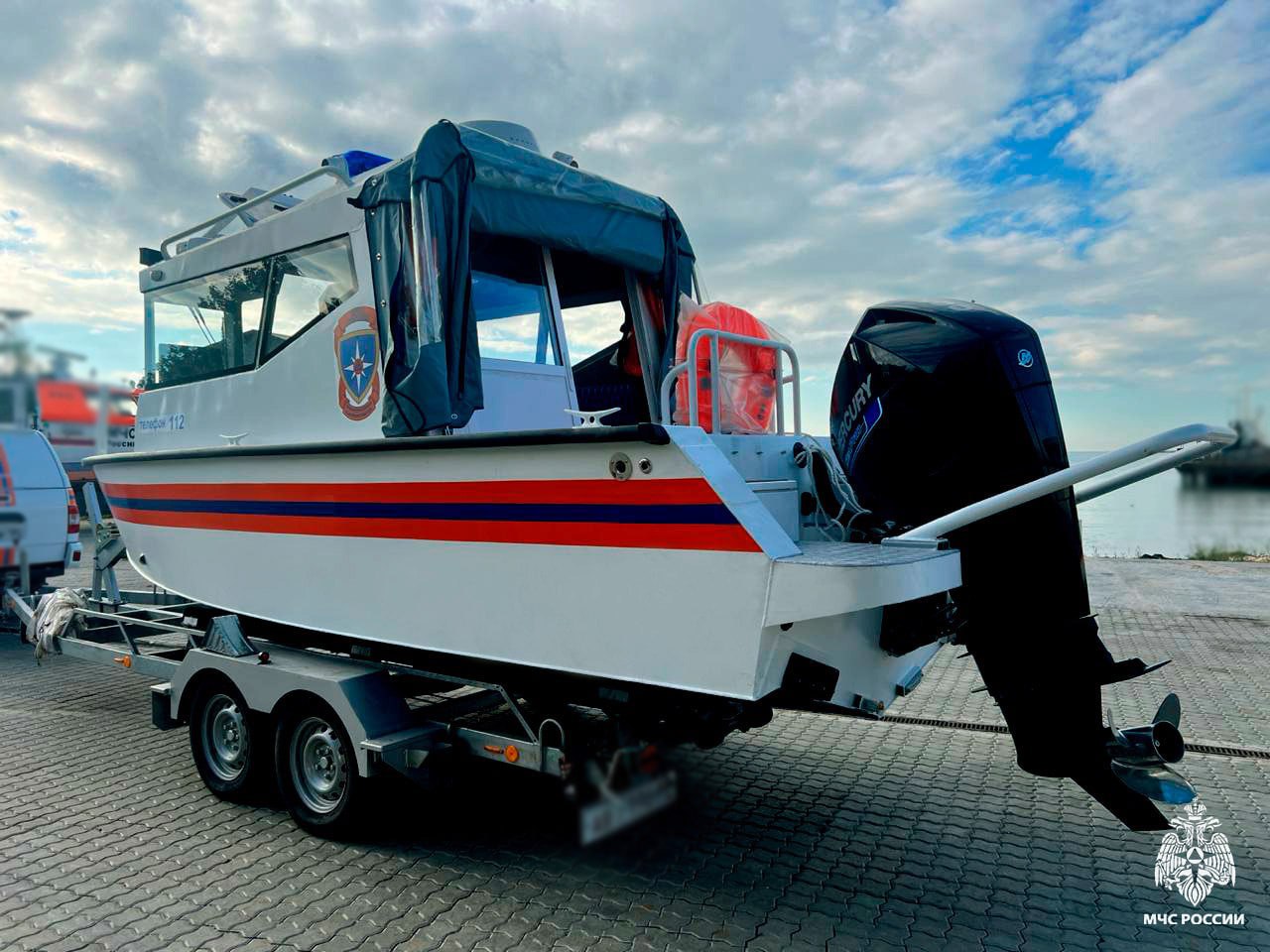 В МЧС России по Запорожской области поступило более 20 единиц пожарной и специализированной техники В МЧС России по Запорожской области поступило более 20 единиц пожарной и специализированной техники