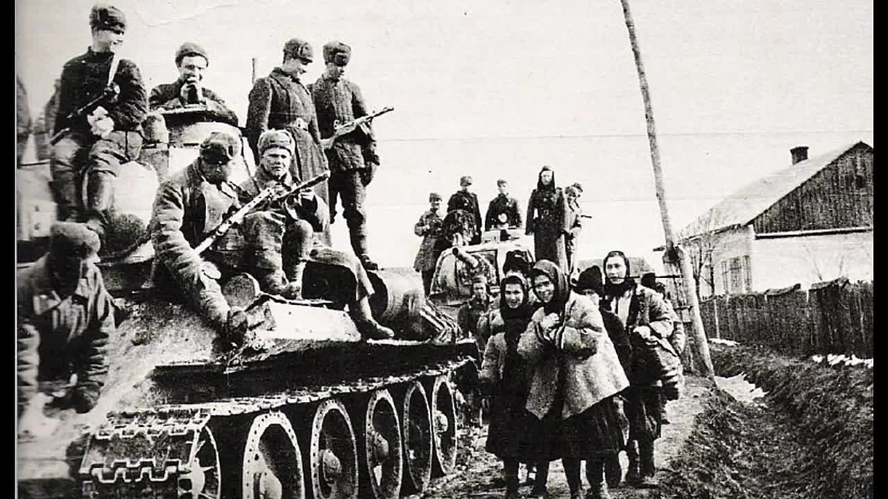 Дорогие жители нашего любимого города! Студенты общежития ГБПОУ «МелМК» сердечно поздравляют вас с Днём освобождения Мелитополя, отмечаемым ежегодно 23 октября