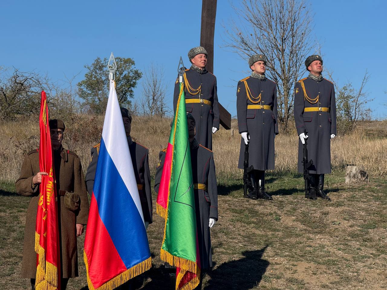 Алёна Трокай: Память сильнее времени. Приняла участие в церемонии перезахоронения останков воинов, павших при обороне Мелитополя в годы Великой Отечественной войны Алёна Трокай: Память сильнее времени. Приняла участие в церемонии перезахоронения останков воинов, павших при обороне Мелитополя в годы Великой Отечественной войны