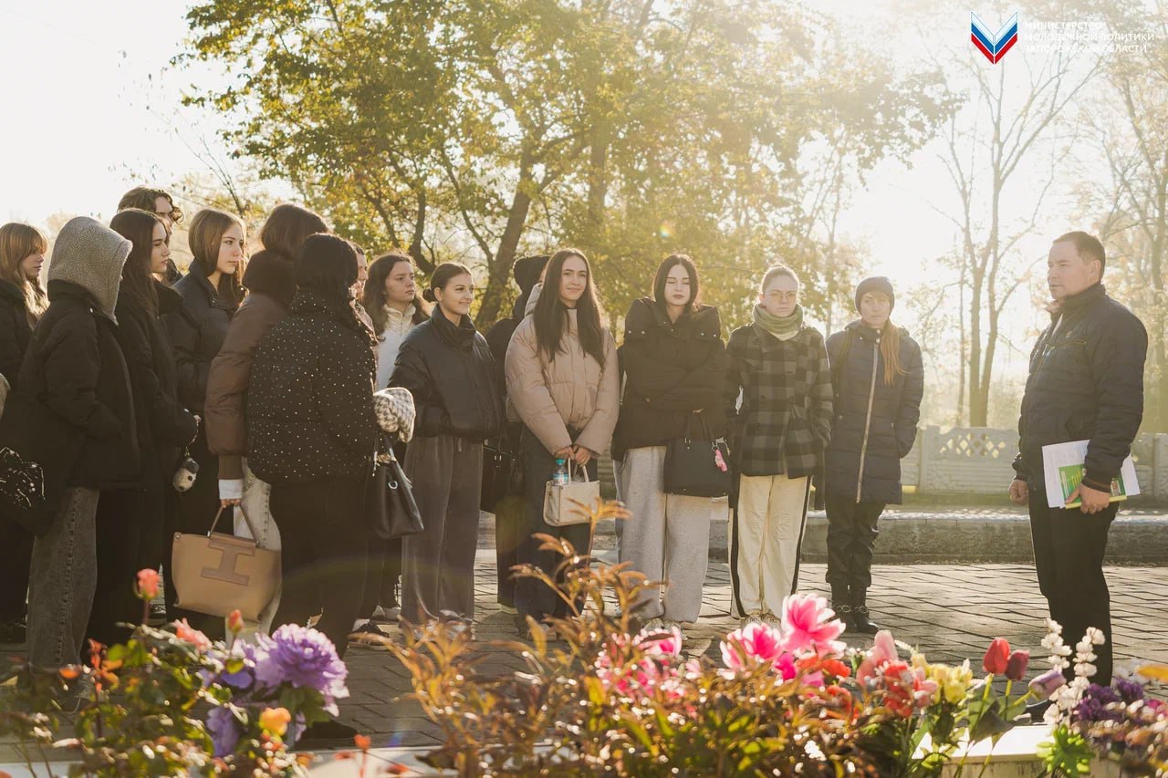 Для молодёжи состоялась экскурсионная программа, приуроченная ко Дню освобождения города Мелитополь от немецко-фашистских захватчиков Для молодёжи состоялась экскурсионная программа, приуроченная ко Дню освобождения города Мелитополь от немецко-фашистских захватчиков