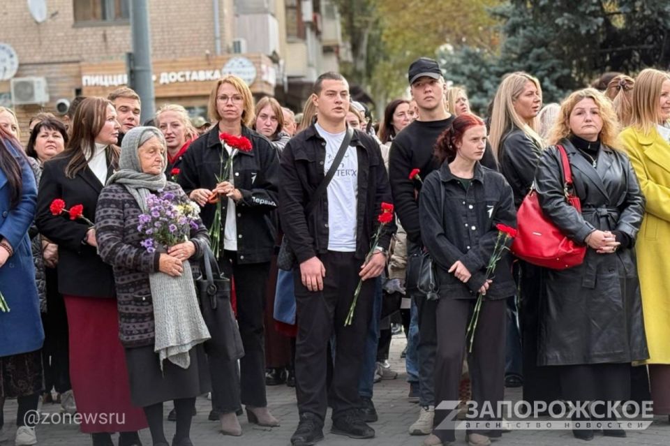 � ���������� ������ ������-������� � ����� 80-����� ������������ ������ �� �������-���������� �����������