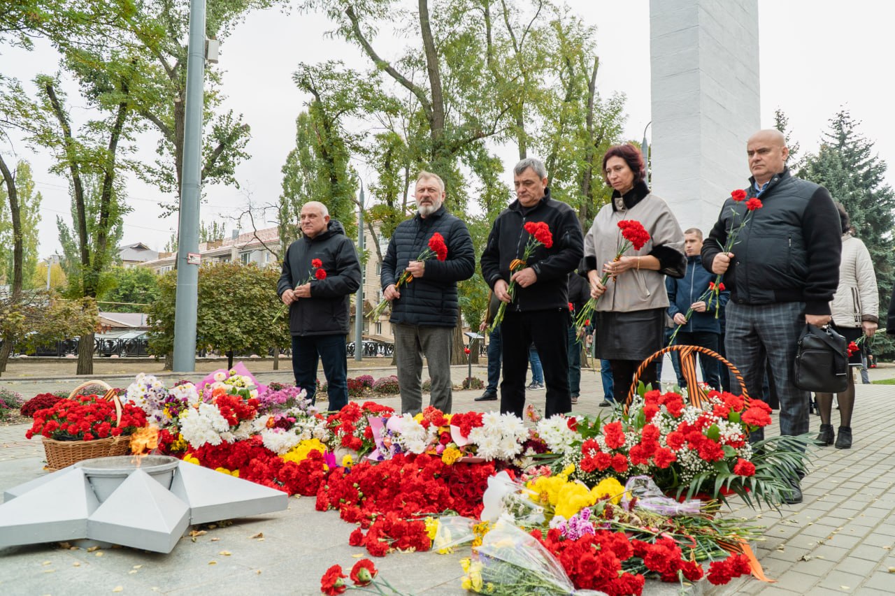 Сергей Золотарёв: Сегодня Мелитополь посетила делегация Мангушского муниципального округа Донецкой Народной Республики во главе с Борисом Владимировичем Тримой Сергей Золотарёв: Сегодня Мелитополь посетила делегация Мангушского муниципального округа Донецкой Народной Республики во главе с Борисом Владимировичем Тримой