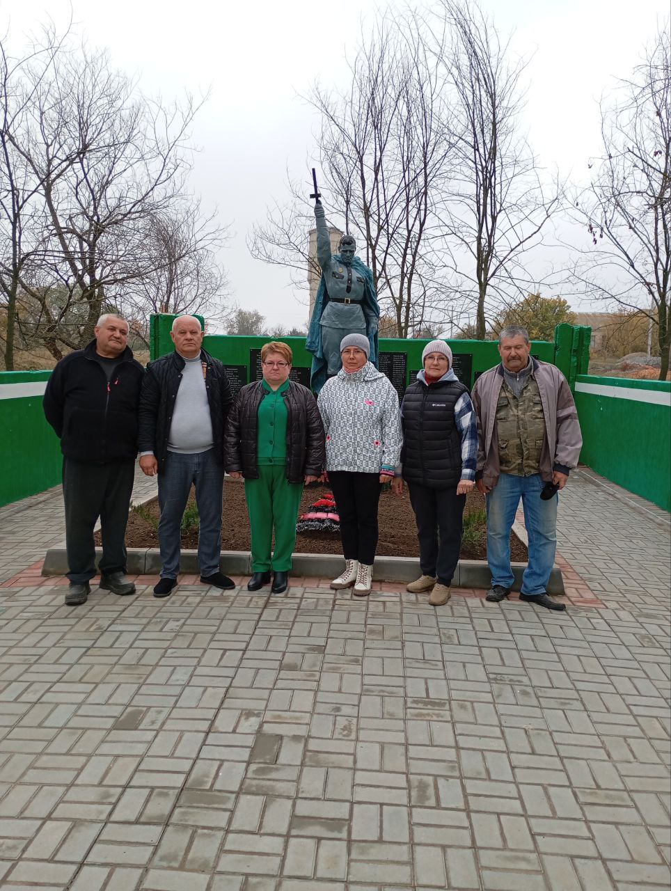 Помним. Скорбим. Благодарим Помним. Скорбим. Благодарим