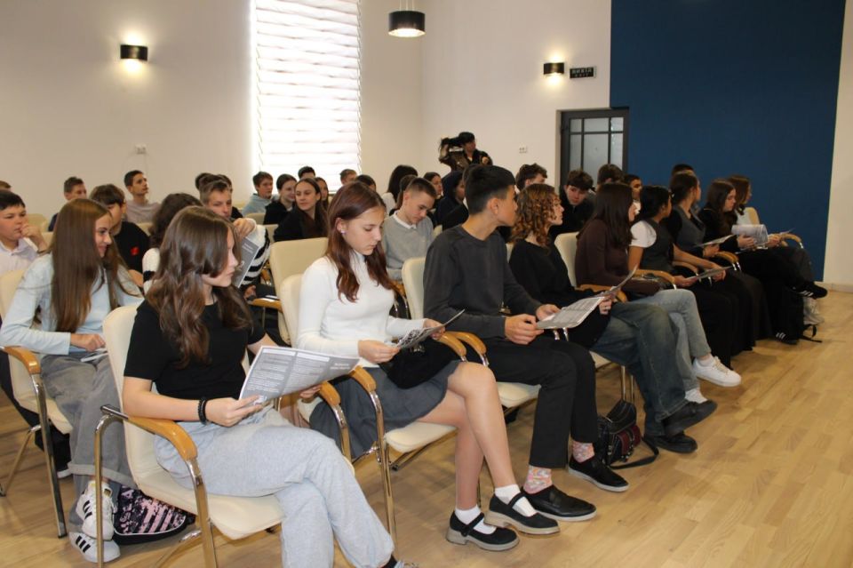 � ���������� ������������ ����������� ������� ��� ���������� ������ � ��������������� ����������� � ����������