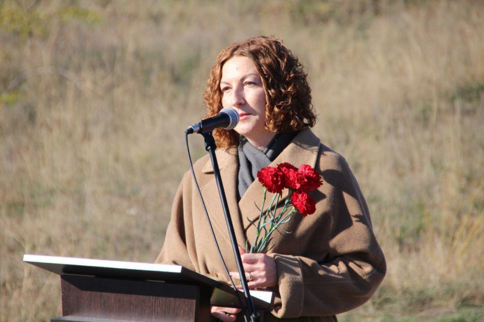 ������� �������� �������� ������ ������� ������� � ��������� ��������������� ������ ������� ����� � �����������