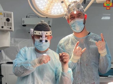 В Запорожской области нейрохирурги вернули к жизни пациентку после сложнейшей операции