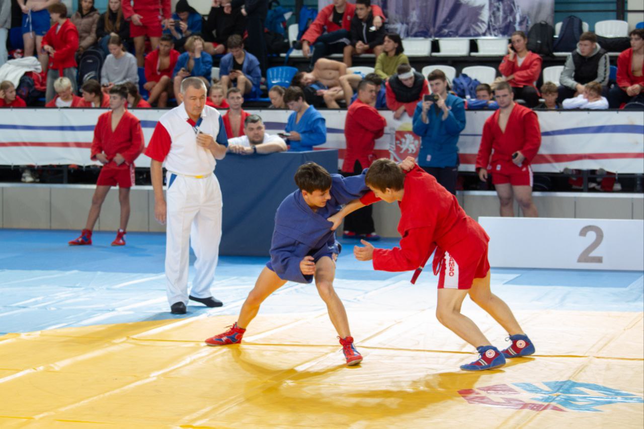 Владимир Константинов: На базе комплекса «Крым-спорт» проходит традиционный турнир по самбо памяти Олега Алексеевича Грибенникова — одного из основоположников крымского самбо Владимир Константинов: На базе комплекса «Крым-спорт» проходит традиционный турнир по самбо памяти Олега Алексеевича Грибенникова — одного из основоположников крымского самбо