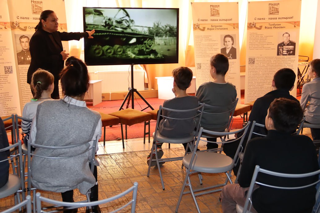 Ко Дню освобождения нашего города от немецко-фашистских захватчиков осенью 1943 года, в ходе Великой Отечественной войны 1941-1945 гг., в Мелитопольском городском краеведческом музее 22 октября 2025 года состоялся... Ко Дню освобождения нашего города от немецко-фашистских захватчиков осенью 1943 года, в ходе Великой Отечественной войны 1941-1945 гг., в Мелитопольском городском краеведческом музее 22 октября 2025 года состоялся...