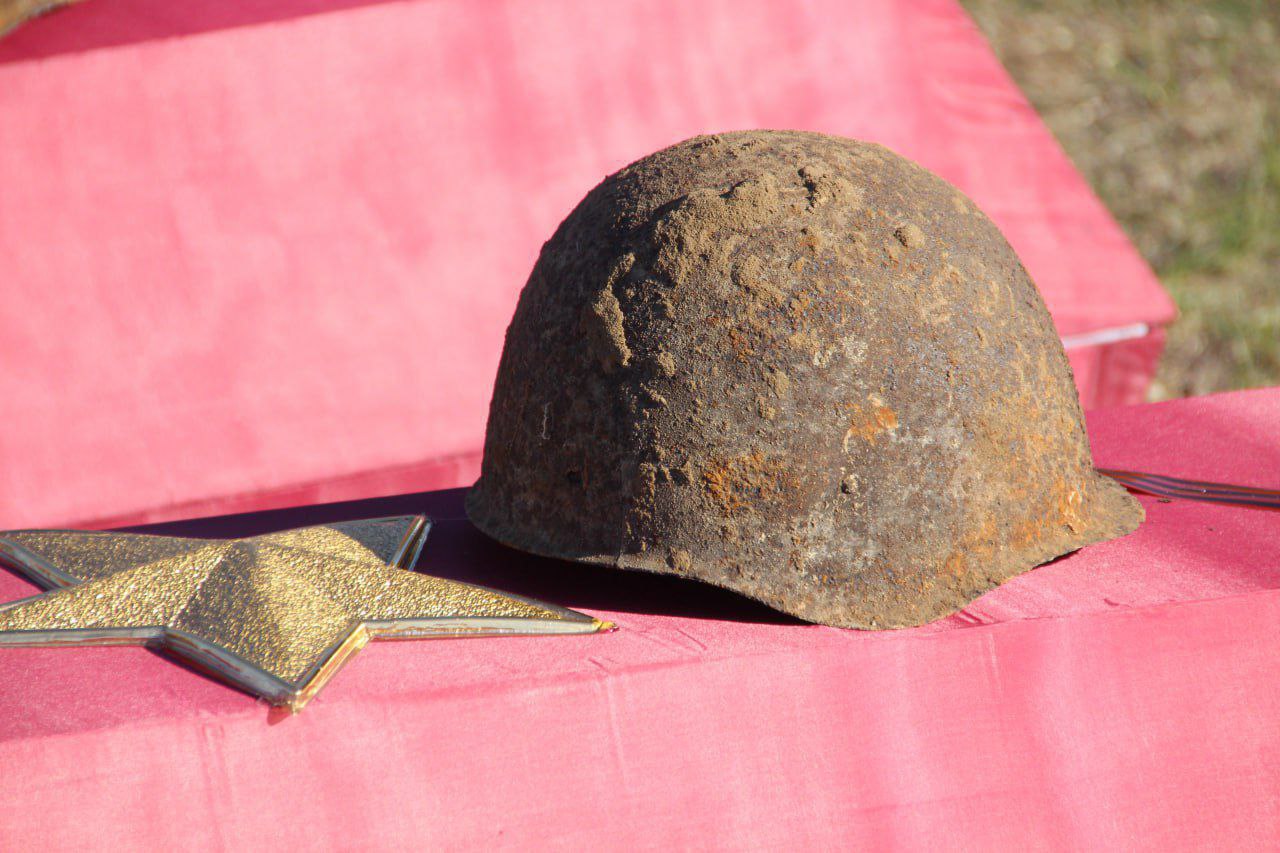 Министр культуры Светлана Назина приняла участие в церемонии перезахоронения бойцов Красной армии в Мордвиновке Министр культуры Светлана Назина приняла участие в церемонии перезахоронения бойцов Красной армии в Мордвиновке