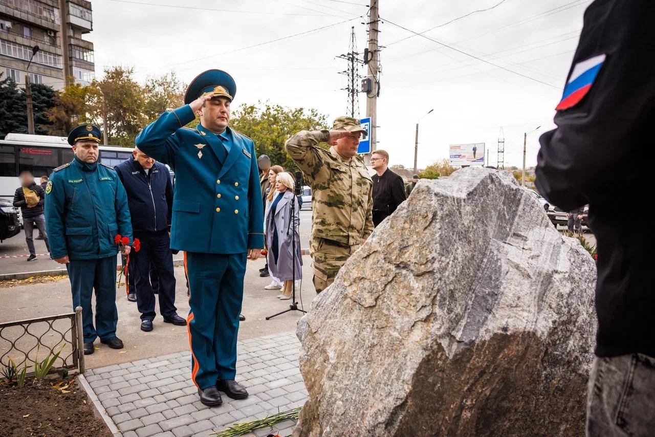 В Запорожской области будет установлен памятник военным корреспондентам, погибшим при исполнении профессионального долга в зоне проведения специальной военной операции В Запорожской области будет установлен памятник военным корреспондентам, погибшим при исполнении профессионального долга в зоне проведения специальной военной операции