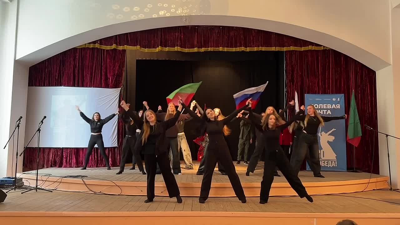 23 октября в стенах ГБПОУ "Мелитопольский многопрофильный колледж" прозвучали мелодии, наполненные гордостью, скорбью и неиссякаемой любовью к родному городу