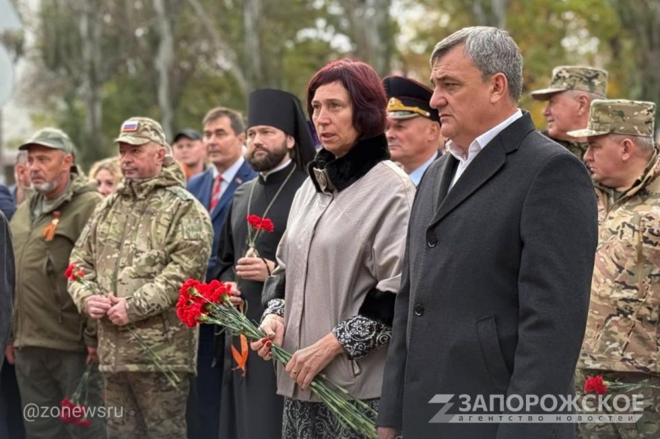 � ���������� ������ ������-������� � ����� 80-����� ������������ ������ �� �������-���������� �����������