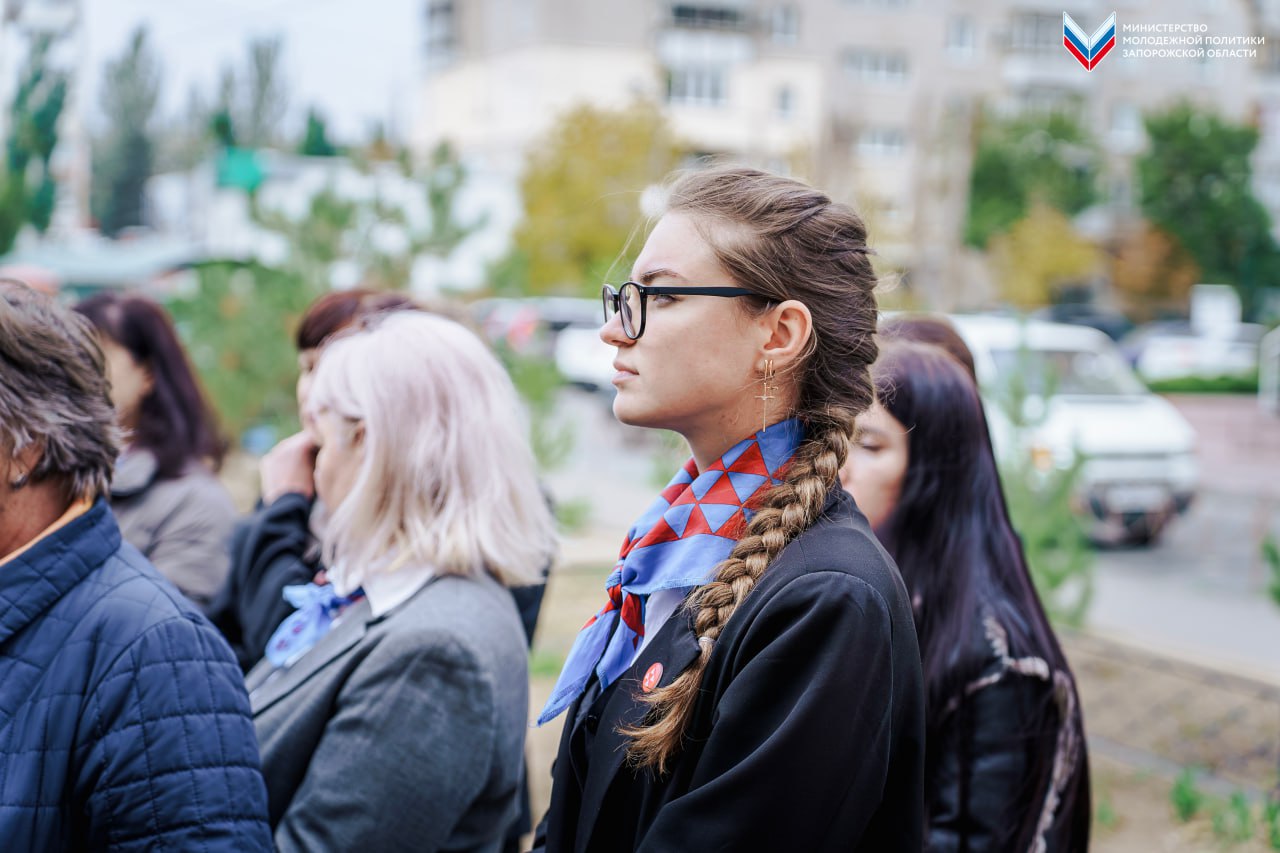 В Мелитополе состоялась высадка роз в память о 40-летии катастрофы на ЧАЭС В Мелитополе состоялась высадка роз в память о 40-летии катастрофы на ЧАЭС