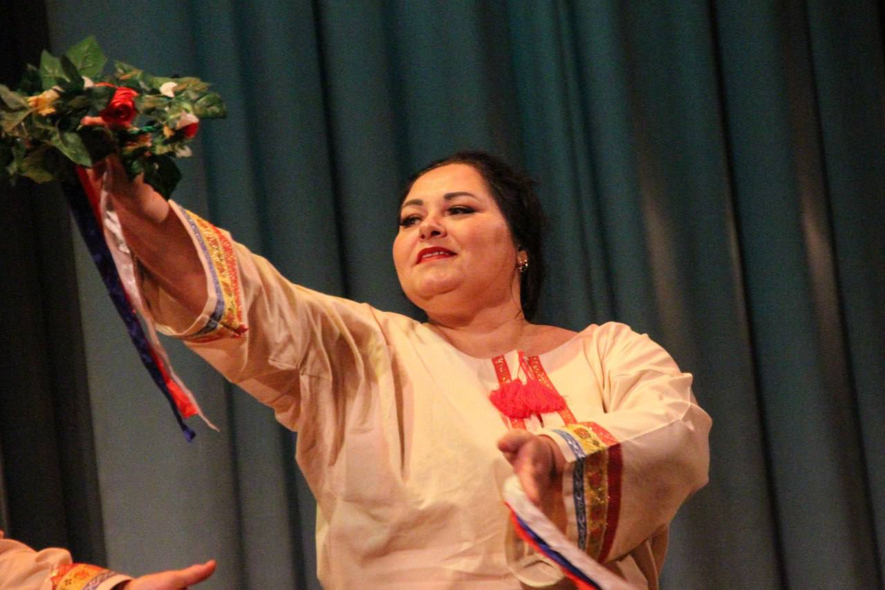 Праздничный концерт «Горжусь тобой, мой Мелитополь» ко Дню освобождения города состоялся в Областном центре искусств и народного творчества в Мелитополе Праздничный концерт «Горжусь тобой, мой Мелитополь» ко Дню освобождения города состоялся в Областном центре искусств и народного творчества в Мелитополе